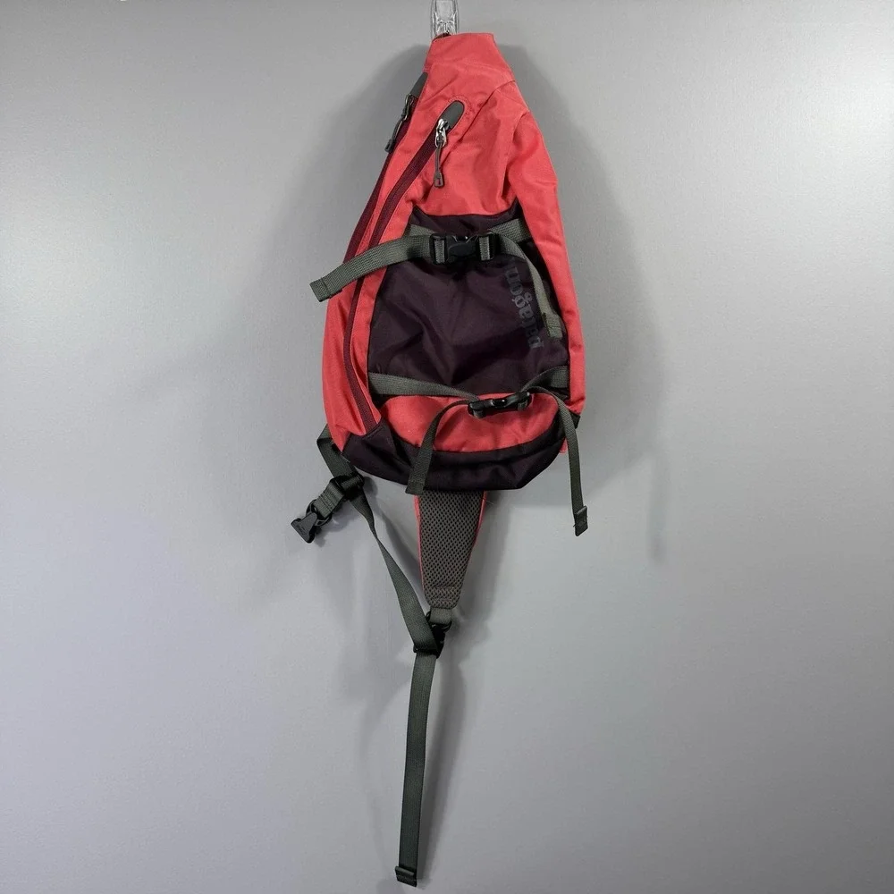 Patagonia Utility Pouch Red Hiking Trail Sling Bag One Size Unisex Polyester